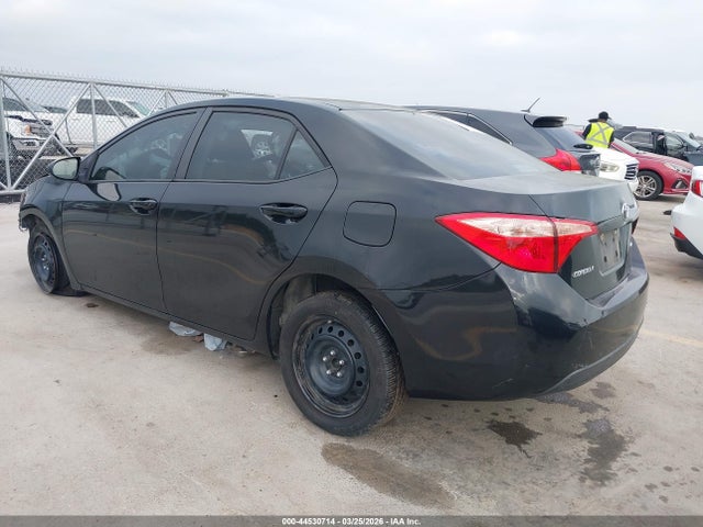 Toyota COROLLA LE 2019 5YFBURHEXKP913164 Image 3