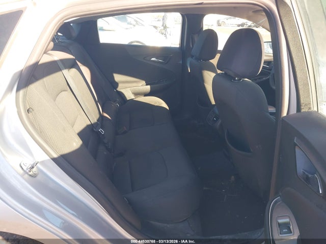 1G1ZD5ST0JF274970 Chevrolet MALIBU LT
