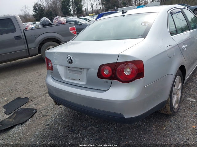 44530806 :رقم المزاد ، 3VWRZ71K08M090312 vin ، 2008 Volkswagen Jetta Se مزاد بيع