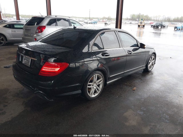 Продаж на аукціоні авто 2014 Mercedes-benz C 250 Sport, vin: WDDGF4HB7EG214031, номер лоту: 44530809