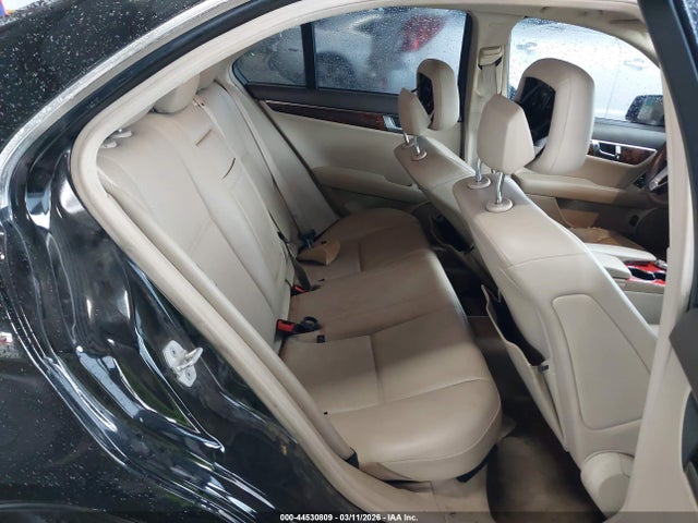 Продаж на аукціоні авто 2014 Mercedes-benz C 250 Sport, vin: WDDGF4HB7EG214031, номер лоту: 44530809