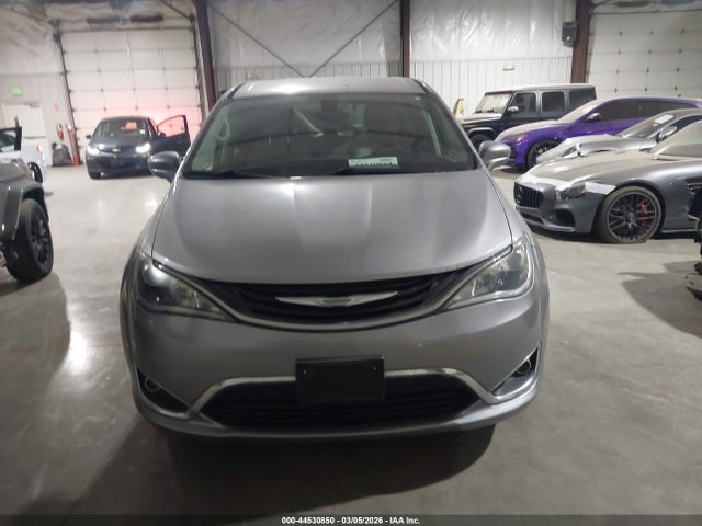 Aukcja sprzedaży 2018 Chrysler Pacifica Hybrid Touring Plus, vin: 2C4RC1H78JR332961, numer aukcji: 44530850