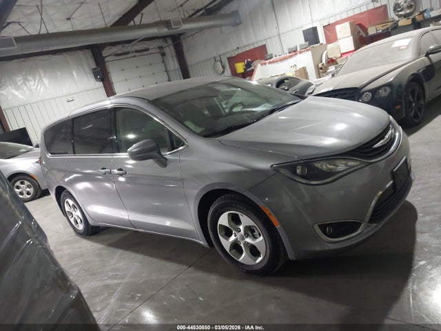 Aukcja sprzedaży 2018 Chrysler Pacifica Hybrid Touring Plus, vin: 2C4RC1H78JR332961, numer aukcji: 44530850