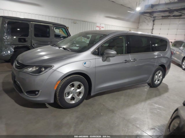 Aukcja sprzedaży 2018 Chrysler Pacifica Hybrid Touring Plus, vin: 2C4RC1H78JR332961, numer aukcji: 44530850