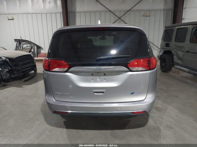 Aukcja sprzedaży 2018 Chrysler Pacifica Hybrid Touring Plus, vin: 2C4RC1H78JR332961, numer aukcji: 44530850