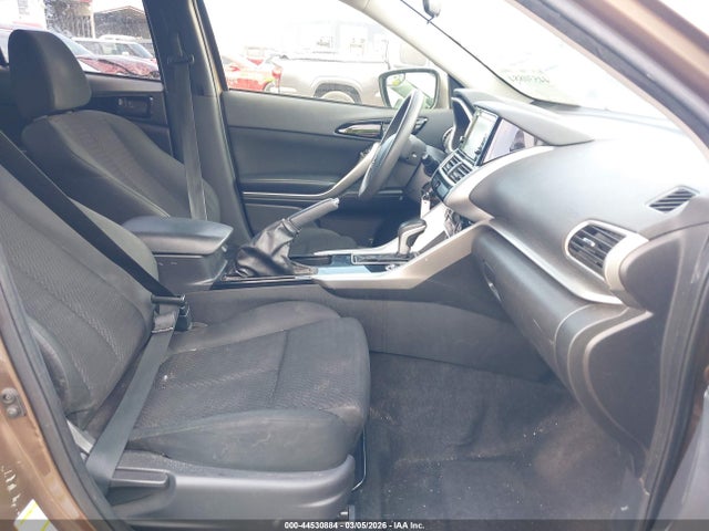 2019 MITSUBISHI ECLIPSE CROSS JA4AT3AAXKZ030698 Photo 4