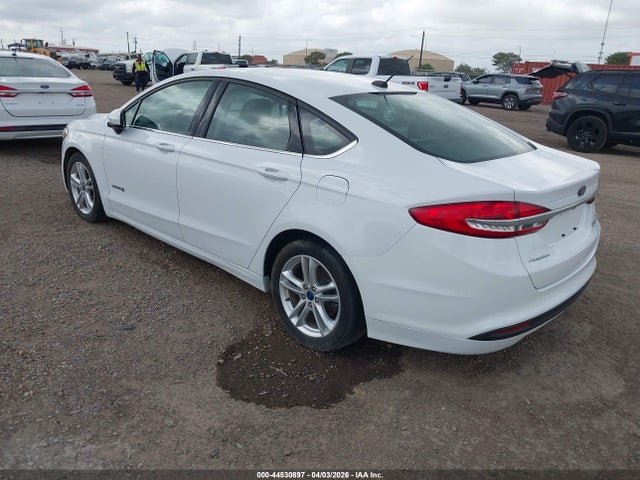 3FA6P0UU6JR100551 Ford Fusion Hybrid S