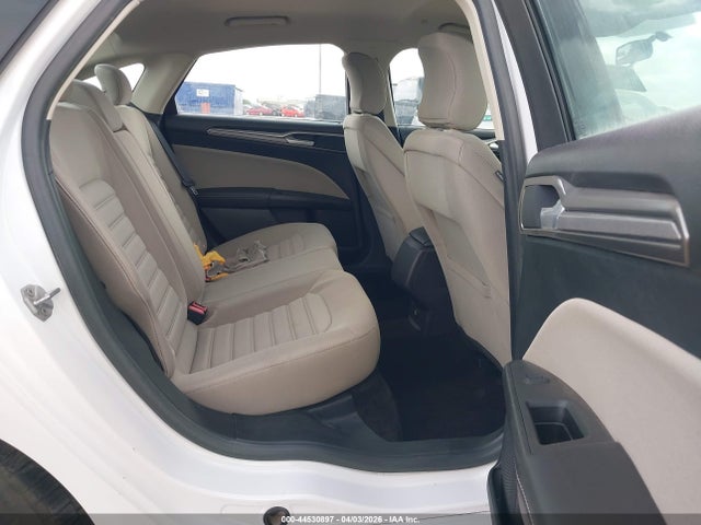 3FA6P0UU6JR100551 Ford Fusion Hybrid S