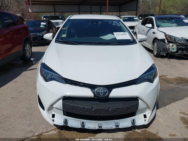 Toyota COROLLA LE 2018 5YFBURHE1JP811380 Image 6