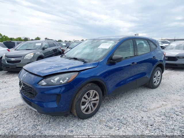 Продажа на аукционе авто 2022 Ford Escape S, vin: 1FMCU0F6XNUA09944, номер лота: 44530915