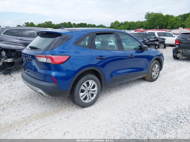 Продажа на аукционе авто 2022 Ford Escape S, vin: 1FMCU0F6XNUA09944, номер лота: 44530915