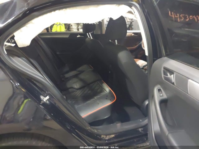 44530931 :رقم المزاد ، 3VW2B7AJ5HM359062 vin ، 2017 Volkswagen Jetta 1.4t S مزاد بيع