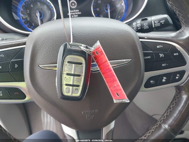 Продаж на аукціоні авто 2020 Chrysler Pacifica Touring L Plus, vin: 2C4RC1EG1LR217545, номер лоту: 44530979