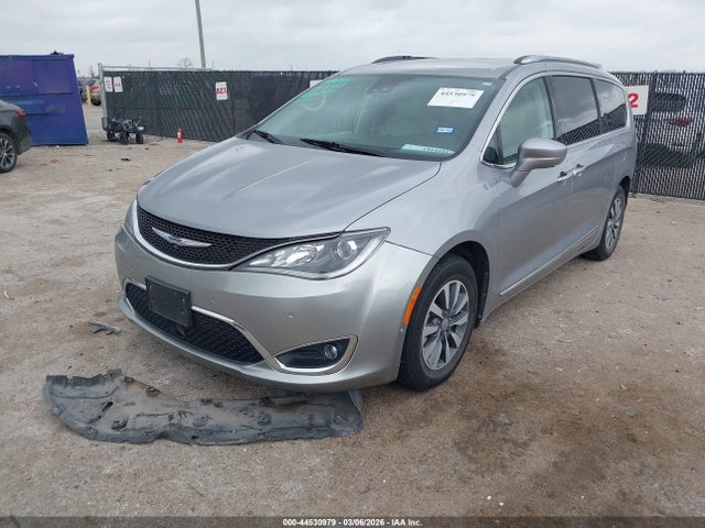 Продаж на аукціоні авто 2020 Chrysler Pacifica Touring L Plus, vin: 2C4RC1EG1LR217545, номер лоту: 44530979