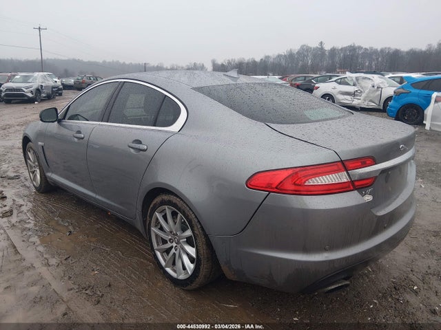 2013 JAGUAR XF SAJWA0ES7DPS66146 Photo 2