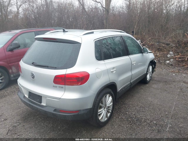 44531003 :رقم المزاد ، WVGAV7AX2CW534074 vin ، 2012 Volkswagen Tiguan Se مزاد بيع