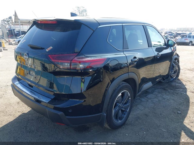 5N1BT3BA0TC689124 Nissan ROGUE SV