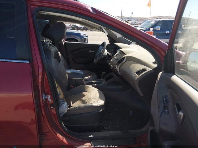 2011 HYUNDAI TUCSON KM8JU3AC9BU157794 Photo 4