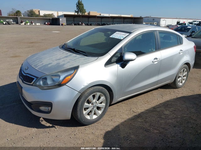 KIA RIO EX 2015 KNADN4A36F6457448 Image 2