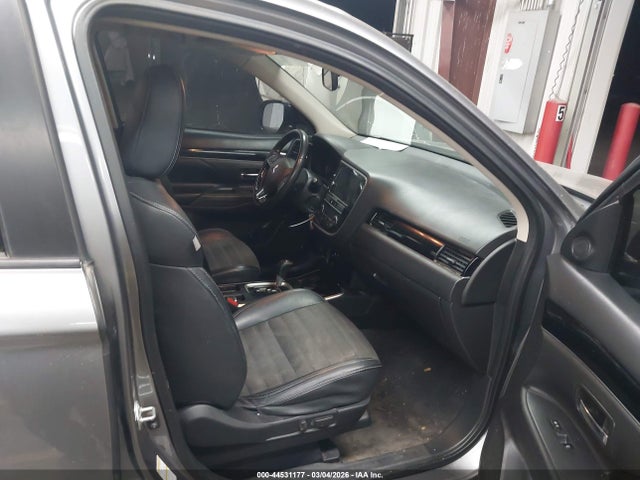 2019 MITSUBISHI OUTLANDER JA4AD3A38KZ049054 Photo 4
