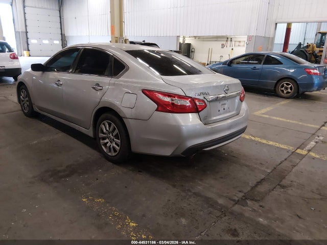 1N4AL3AP0HN365405 Nissan Altima 2.5 S