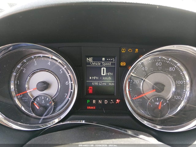 2013 Chrysler Town & Country Touring მანქანა იყიდება აუქციონზე, vin: 2C4RC1BG6DR808623, აუქციონის ნომერი: 44531199