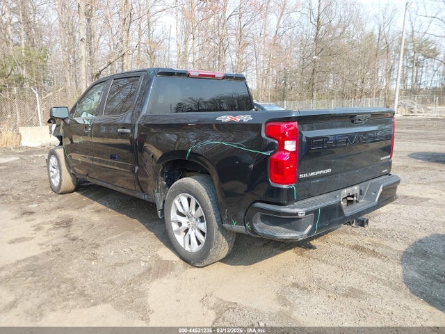 2022 Chevrolet Silverado 1500 4wd  Short Bed Custom მანქანა იყიდება აუქციონზე, vin: 3GCPDBEK5NG525311, აუქციონის ნომერი: 44531235