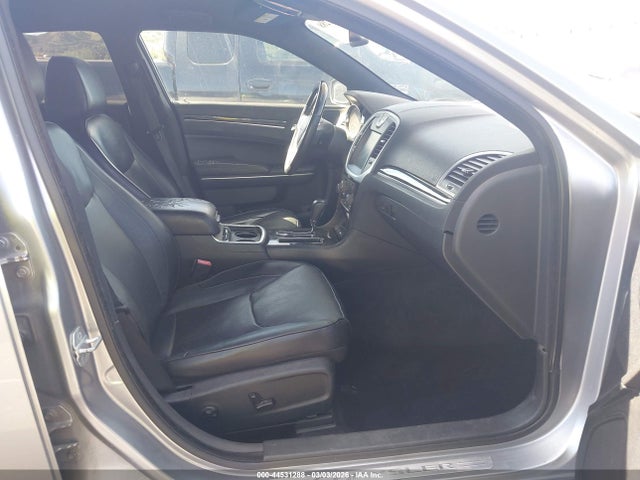 2013 Chrysler 300c მანქანა იყიდება აუქციონზე, vin: 2C3CCAET9DH581016, აუქციონის ნომერი: 44531288