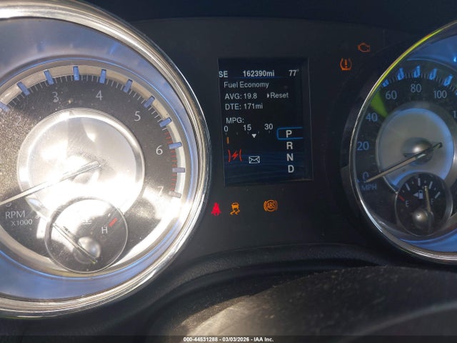 2013 Chrysler 300c მანქანა იყიდება აუქციონზე, vin: 2C3CCAET9DH581016, აუქციონის ნომერი: 44531288