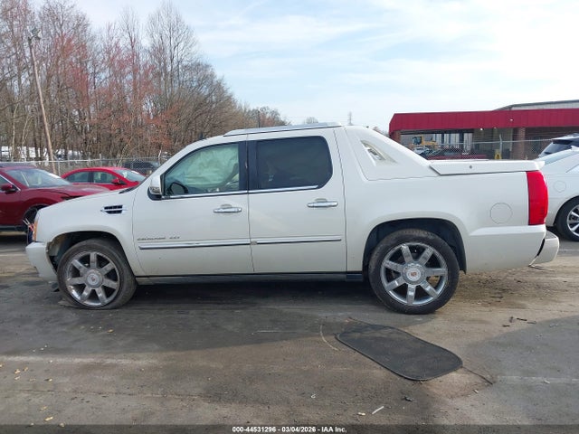 2013 Cadillac Escalade Ext Premium მანქანა იყიდება აუქციონზე, vin: 3GYT4NEF5DG206891, აუქციონის ნომერი: 44531296