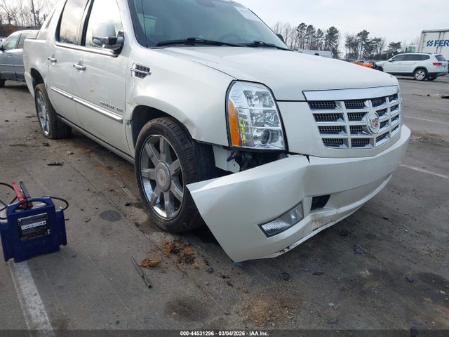 2013 Cadillac Escalade Ext Premium მანქანა იყიდება აუქციონზე, vin: 3GYT4NEF5DG206891, აუქციონის ნომერი: 44531296