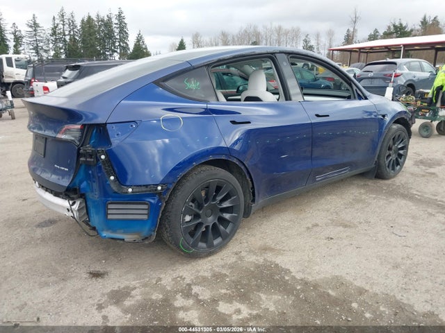 2023 Tesla Model Y Awd/long Range Dual Motor All-wheel Drive მანქანა იყიდება აუქციონზე, vin: 7SAYGAEE7PF756271, აუქციონის ნომერი: 44531305