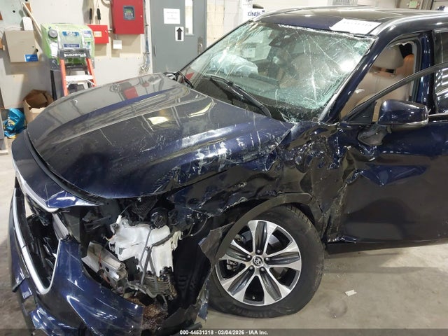 Toyota Highlander Xle 2021 5TDHZRBH3MS556287 Image 6