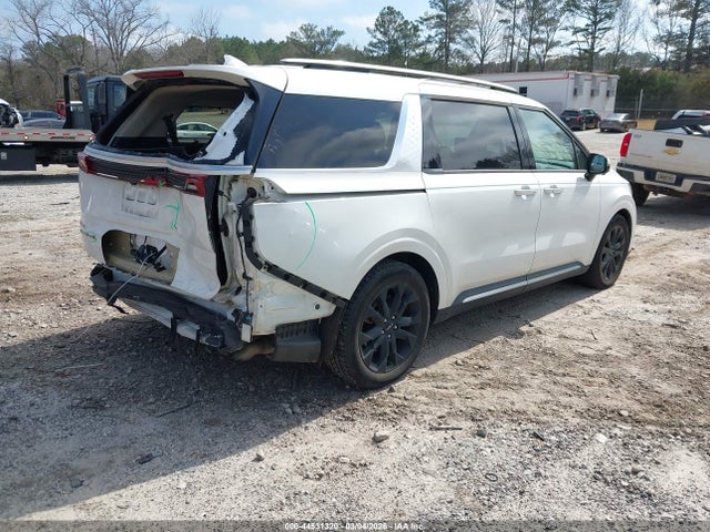 2022 KIA CARNIVAL MPV KNDNE5H31N6060652 Photo 3