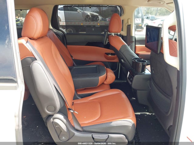 2022 KIA CARNIVAL MPV KNDNE5H31N6060652 Photo 7