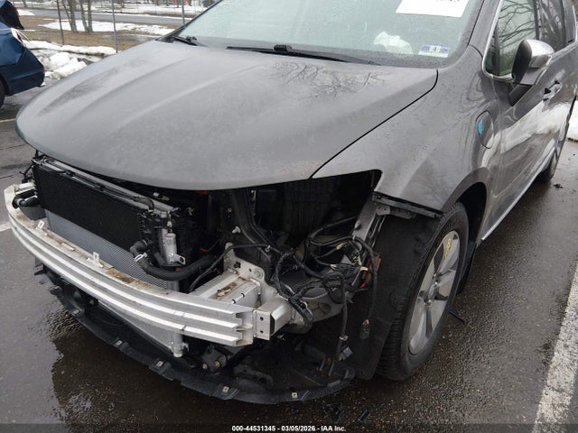 Продажа на аукционе авто 2017 Chrysler Pacifica Hybrid Platinum, vin: 2C4RC1N76HR709771, номер лота: 44531345