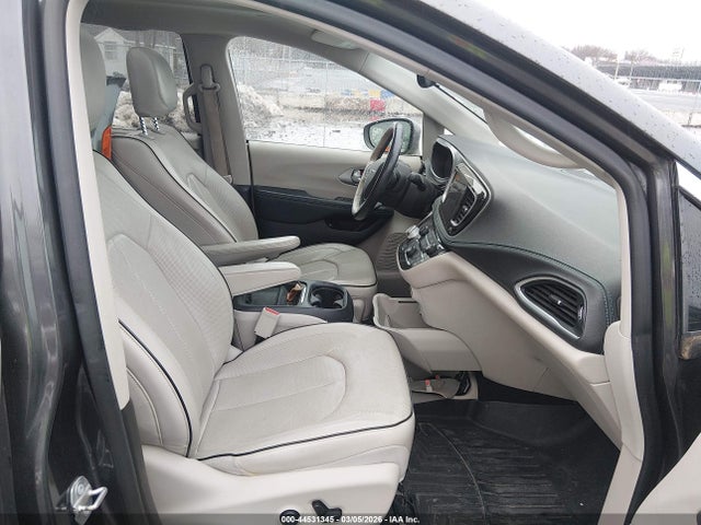 Продажа на аукционе авто 2017 Chrysler Pacifica Hybrid Platinum, vin: 2C4RC1N76HR709771, номер лота: 44531345