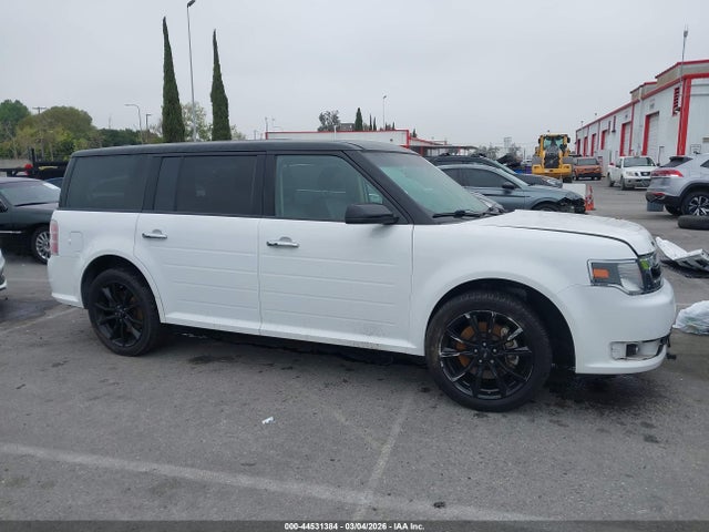 Ford FLEX SEL 2018 2FMGK5C88JBA20385 Image 13