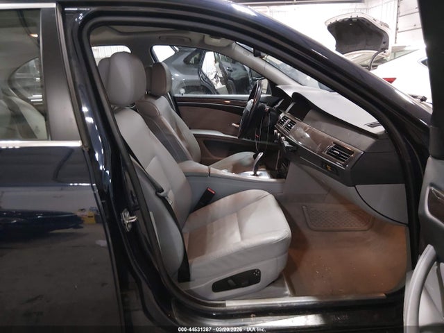 2010 Bmw 528i Xdrive მანქანა იყიდება აუქციონზე, vin: WBANV1C59AC445984, აუქციონის ნომერი: 44531387