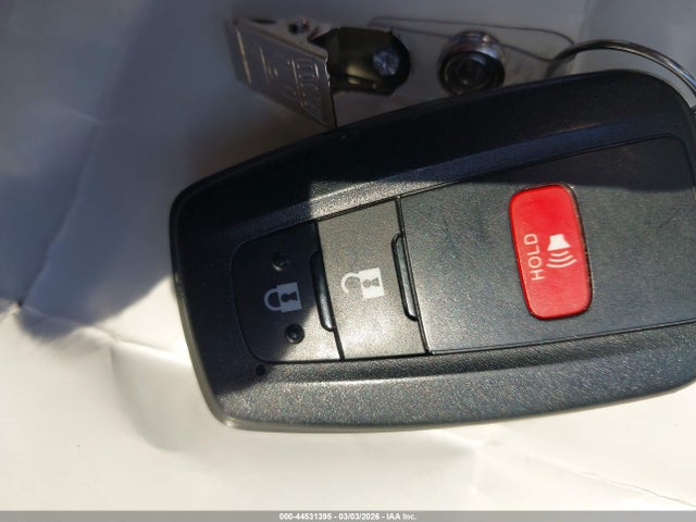 Toyota Prius Le 2020 JTDKARFU2L3116114 Image 11