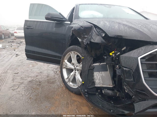 2023 Audi Q8 Premium Plus 55 Tfsi Quattro Tiptronic მანქანა იყიდება აუქციონზე, vin: WA1BVBF19PD021710, აუქციონის ნომერი: 44531398