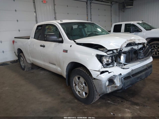 2013 TOYOTA TUNDRA 5TFUW5F16DX318098