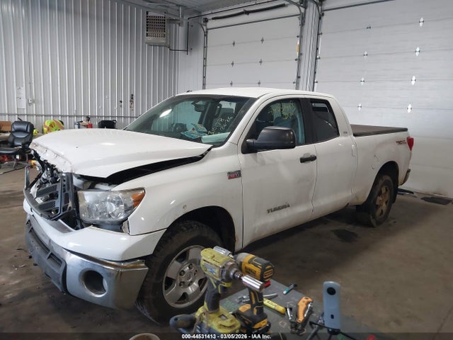 2013 TOYOTA TUNDRA 5TFUW5F16DX318098 Photo 1
