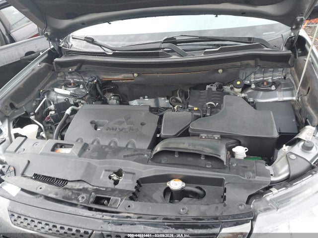 2020 MITSUBISHI OUTLANDER JA4AD3A31LZ009626 Photo 9