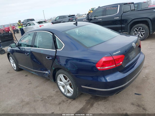 44531469 :رقم المزاد ، 1VWCS7A35EC098082 vin ، 2014 Volkswagen Passat 1.8t Sel Premium مزاد بيع