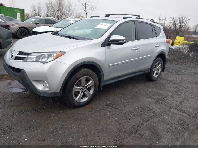 2015 Toyota Rav4 Xle მანქანა იყიდება აუქციონზე, vin: JTMWFREV4FD071785, აუქციონის ნომერი: 44531487