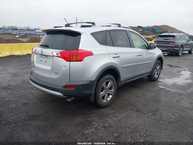 2015 Toyota Rav4 Xle მანქანა იყიდება აუქციონზე, vin: JTMWFREV4FD071785, აუქციონის ნომერი: 44531487