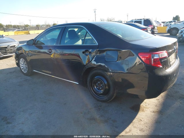Toyota CAMRY LE 2014 4T4BF1FK7ER422127 Image 3