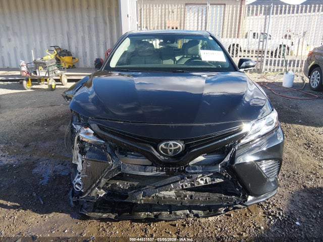 4T1B11HKXKU835869 Toyota CAMRY SE