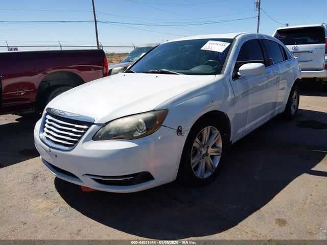 2013 Chrysler 200 Touring მანქანა იყიდება აუქციონზე, vin: 1C3CCBBB7DN578124, აუქციონის ნომერი: 44531544